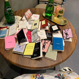 Contatore vietnamita versione carta profumo campione-3102  