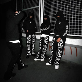 Cromo cuori CH lettera stampa moda sciolto cappuccio Set-4938  