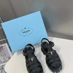 Nuovi sandali e pantofole di Prada in stile europeo e americano in tessuto romano con suola spessa (