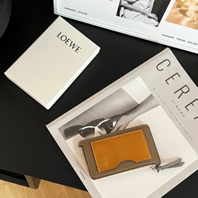 Titolare della carta Loewe Titolare ID-4012
